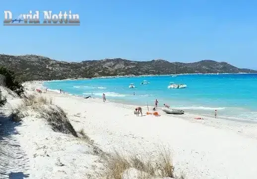 plage de saint florent pour des balades en mer, excusions maritime pour découvrir des plages de corse magnifiques avec david nottin, commandant de bord
