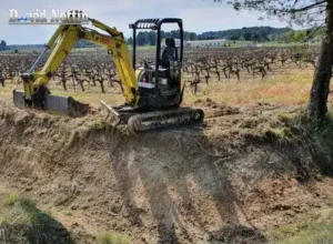 Curage fossé Curage fossé par David Nottin pour les particulier ou les professionnels et communes