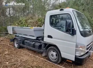 Evacuation déchets verts évacuation déchets verts par des camions bennes
