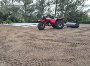 Pelouse futur pelouse, terrassement par David Nottin avec rouleau compresseur pour les particuliers, les professionnelles et communes