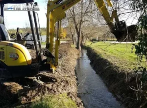 Tranchée terrassement minipelle Sussargues ,Vendargues, Baillargues pour entreprise, particuliers etcommunes