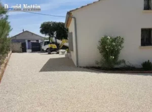 Gravillon mise en place gravier, terrassement, nouvelle maison à Grabels, montpellier, herault