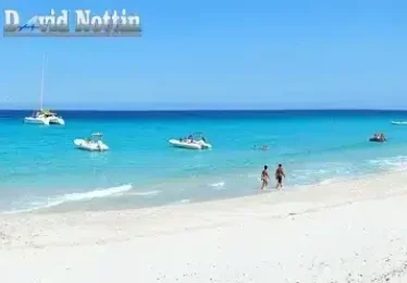 promenade en mer, plage de saint florent, en corse, départ excursion maritime vers des plages mythiques