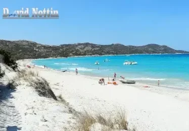 plage de saint florent pour des balades en mer, excusions maritime pour découvrir des plages de corse magnifiques avec david nottin, commandant de bord